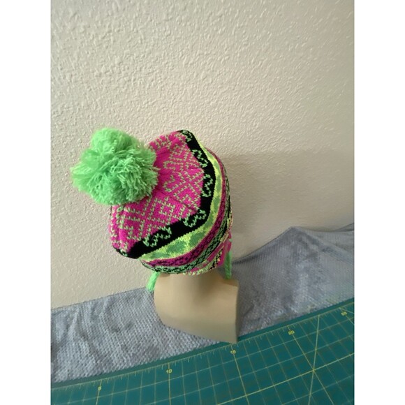 Peruvian Chullo hat Neon Florescent Green Pom - Picture 10 of 14